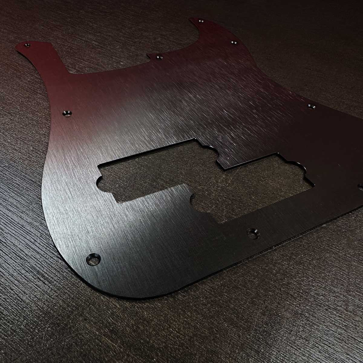 Plaque de protection en aluminium anodisé pour basse Fender Precision