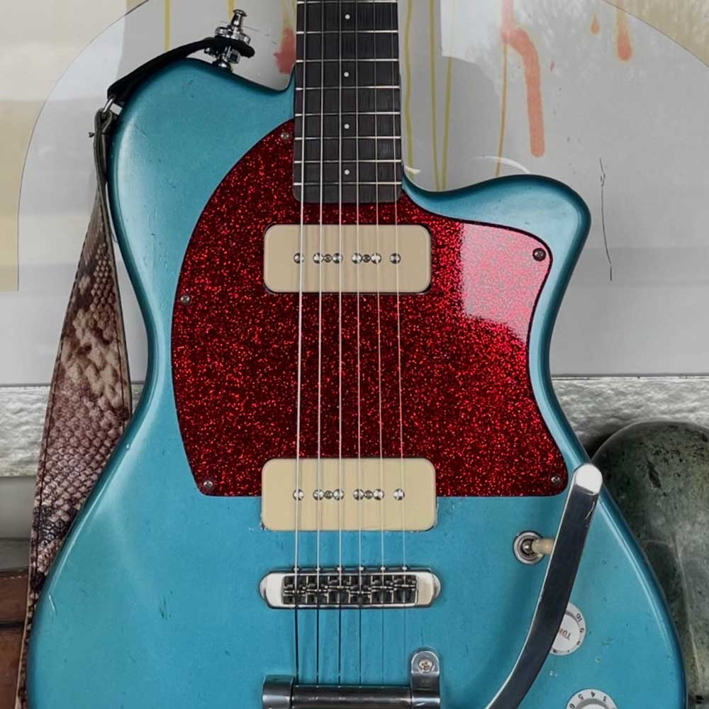 Custom Pickguard – Made to Fit